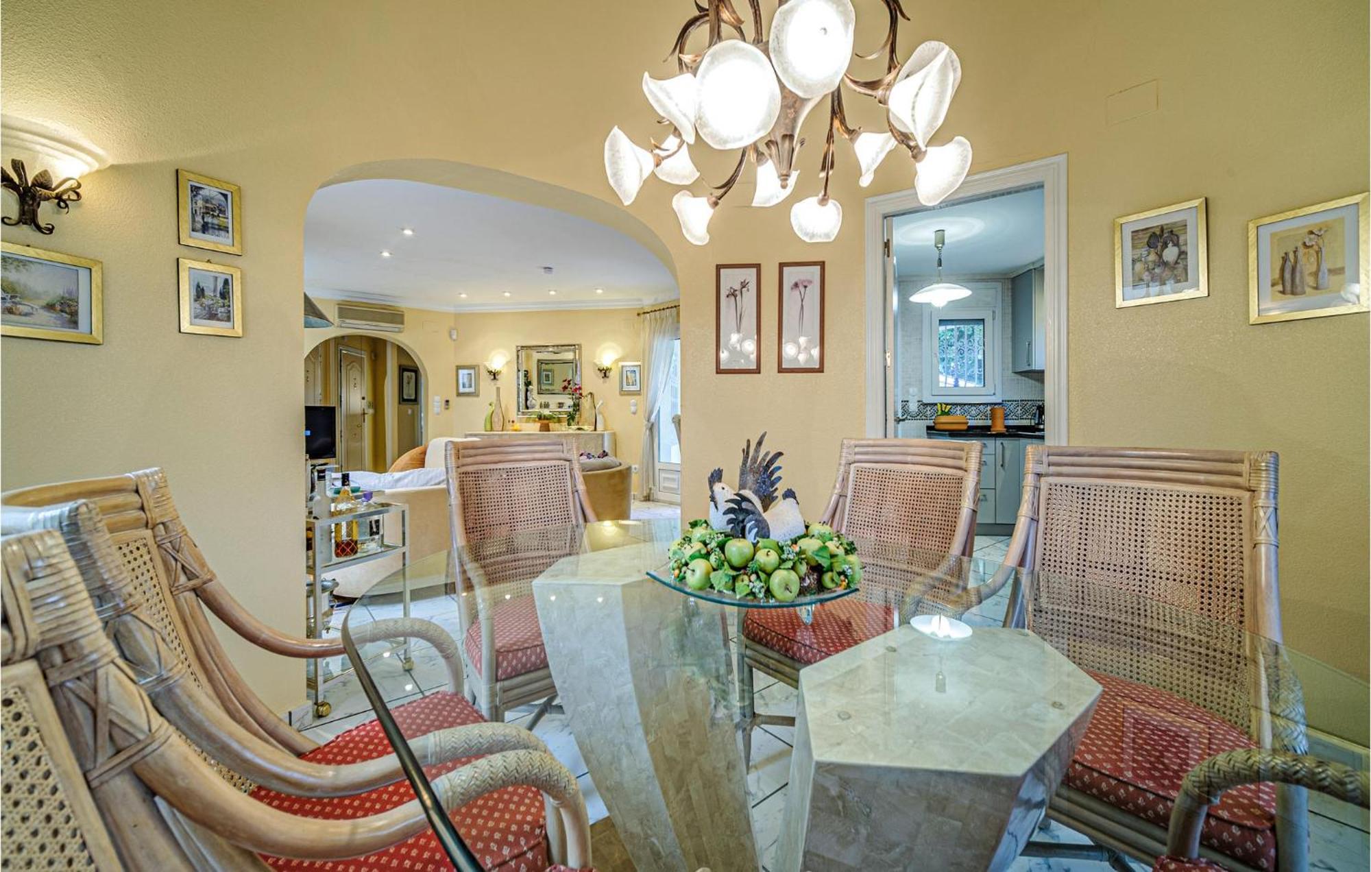 Beautiful Home In Oliva With Kitchen Exterior foto